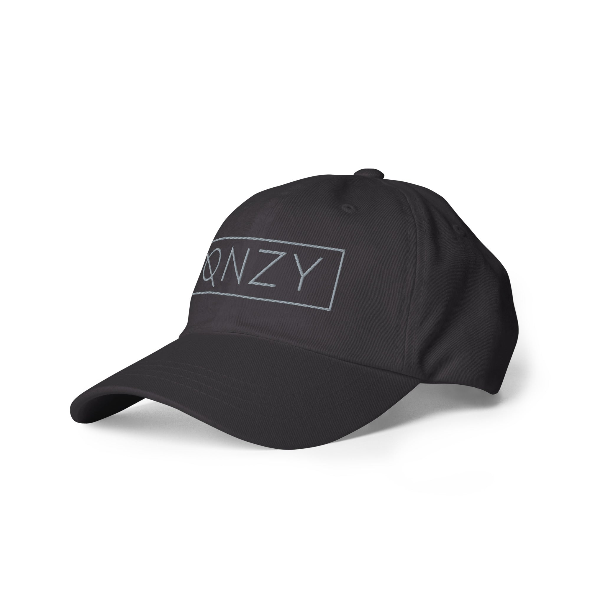 QNZY, Hat